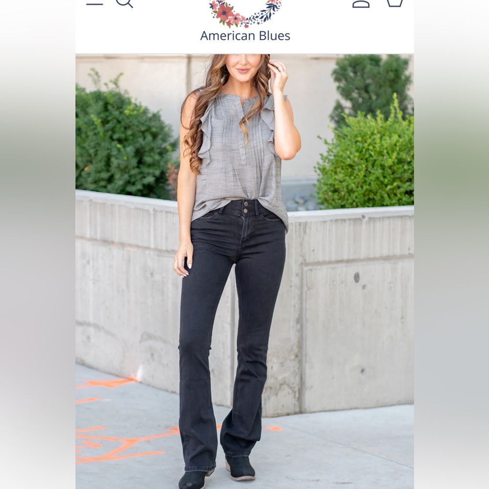 Vervet Black Wash Bootcut Double Button Jeans Sz 27. Sold out.